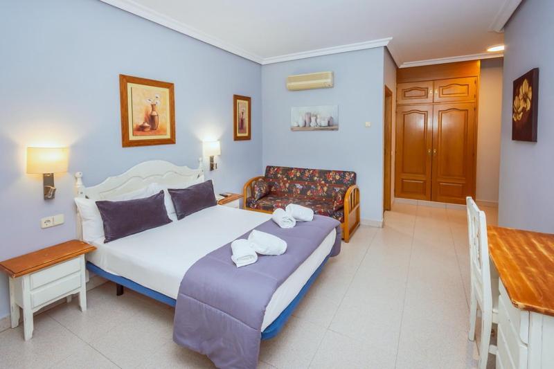 Hostal El Cruce Паракуэльос-де-Харама Экстерьер фото